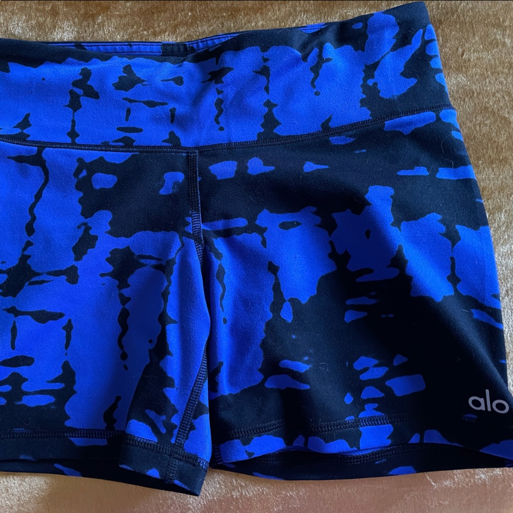 Alo shorts in great condition